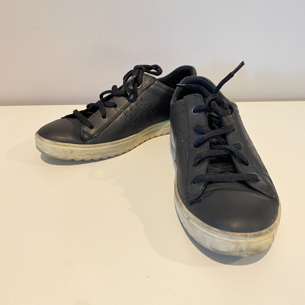 Ecco Black Leather Laced Sneakers Size 37